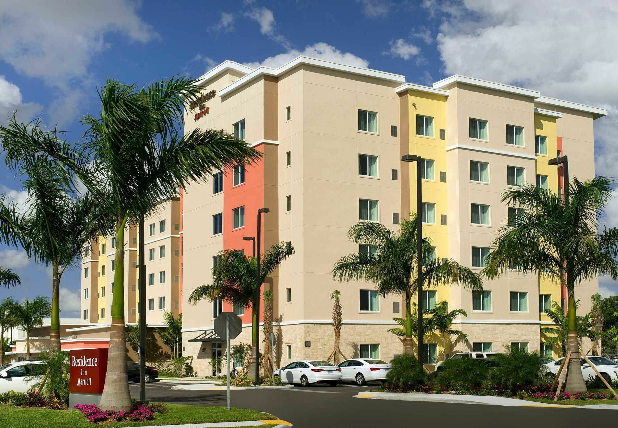 Residence Inn By Marriott Miami Airport West/Doral Exterior photo